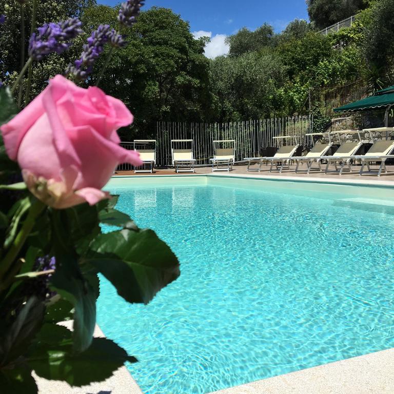Hotel Mediterraneo Cavi di Lavagna Eksteriør billede